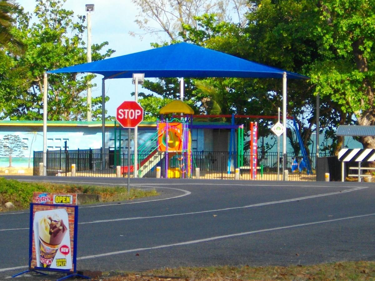 Kurrimine Beach Motel מראה חיצוני תמונה